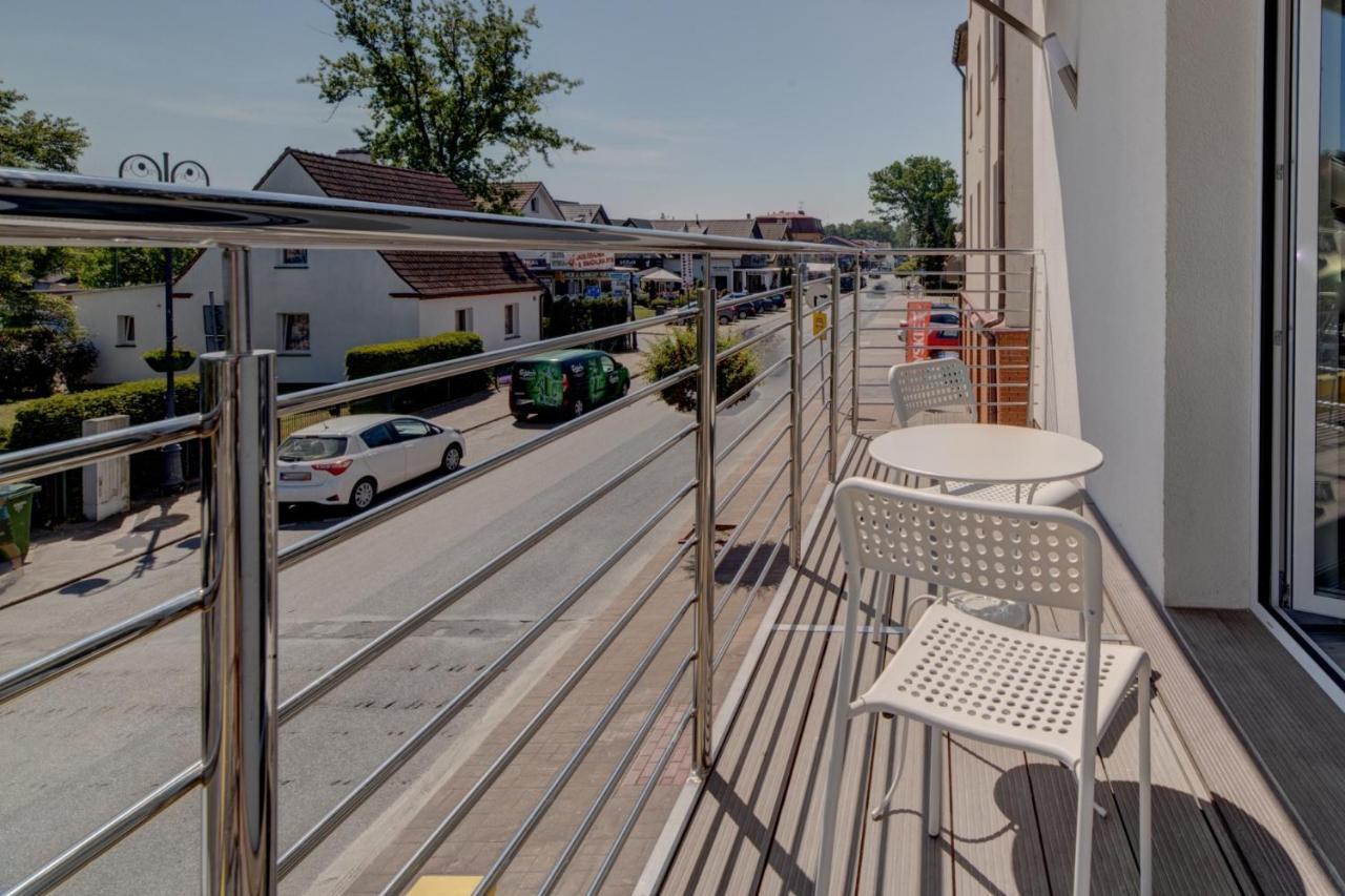 Pod Winogronem - Apartamenty Z Basenem I Wyzywieniem Pobierowo Ngoại thất bức ảnh