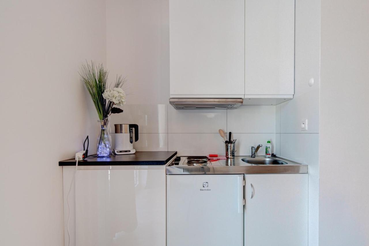 Pod Winogronem - Apartamenty Z Basenem I Wyzywieniem Pobierowo Ngoại thất bức ảnh