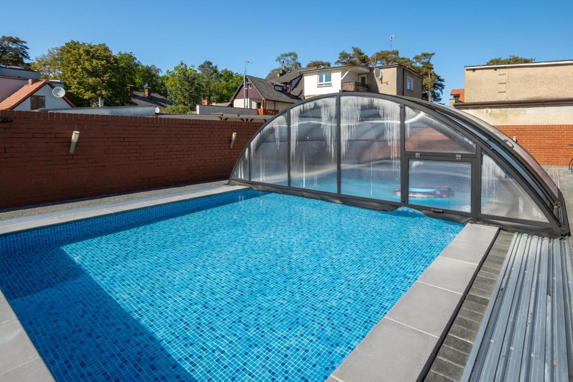Pod Winogronem - Apartamenty Z Basenem I Wyzywieniem Pobierowo Ngoại thất bức ảnh